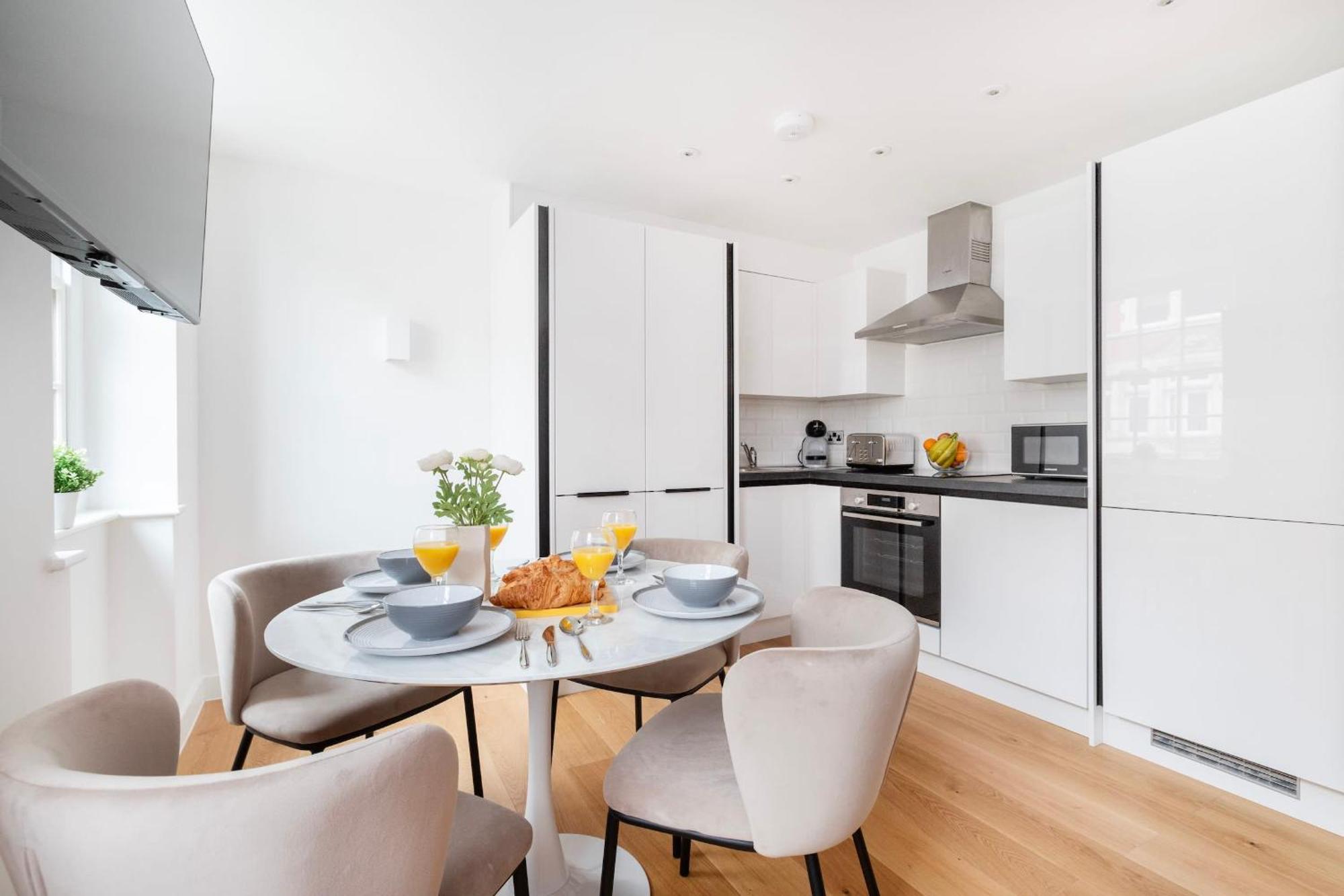 Bnbnova - Fitzrovia With Balcony Appartement *